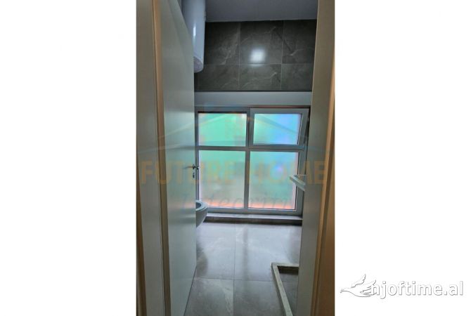 Shtepi ne shitje Apartament ne Tirane, 2+1, Mobilimi E mobiluar, Pagesa 155,000  Euro.