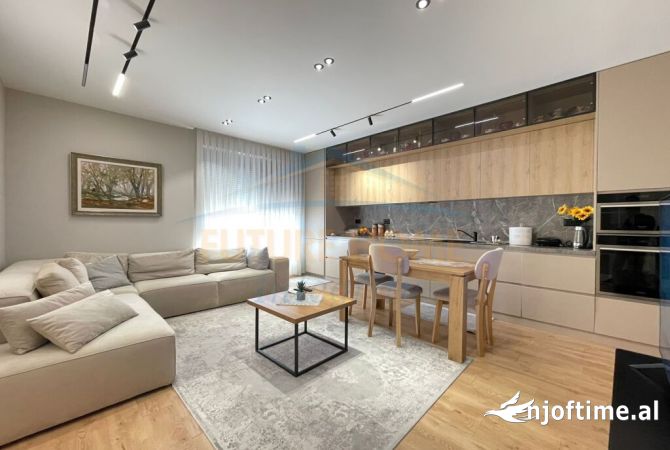 Shtepi ne shitje 2+1 ne Tirane - 330,000 Euro