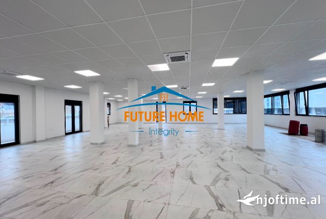 Ambient biznesi me qera 3+1 ne Tirane - 3,500 Euro