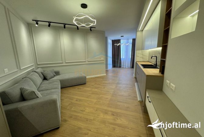 Shtepi ne shitje Apartament ne Tirane, 1+1, Mobilimi E mobiluar, Pagesa 135,000  Euro.