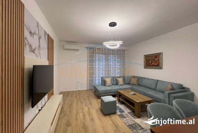 Shtepi me qera Apartament ne Tirane, 2+1, Mobilimi E mobiluar, Pagesa 750  Euro.