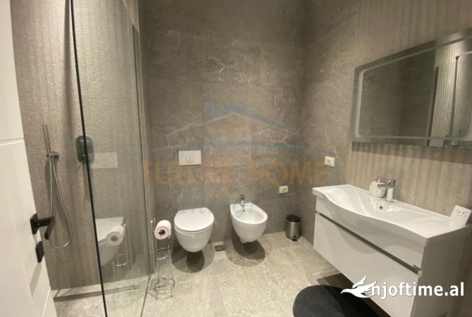 Shtepi me qera 2+1 ne Tirane - 1,400 Euro