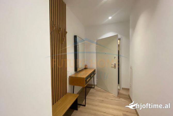 Shtepi me qera Apartament ne Tirane, 2+1, Mobilimi E mobiluar, Pagesa 1,400  Euro.