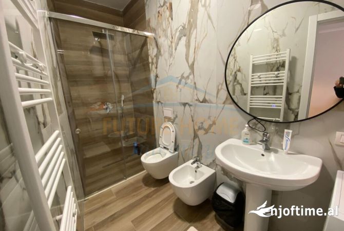 Shtepi me qera 1+1 ne Tirane - 680 Euro