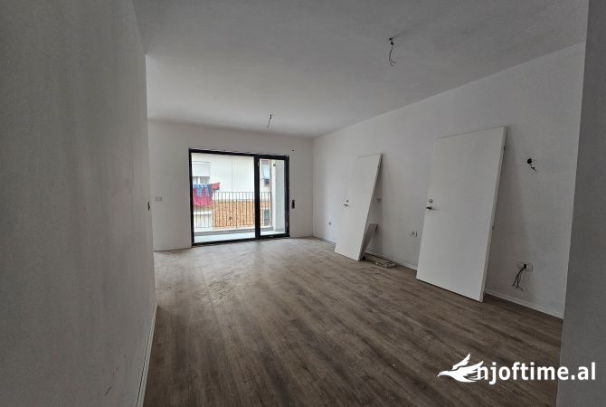 Shtepi ne shitje 2+1 ne Tirane - 211,365 Euro
