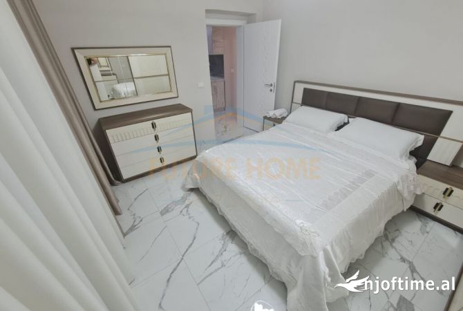 Shtepi me qera Apartament ne Tirane, 2+1, Mobilimi E mobiluar, Pagesa 550  Euro.