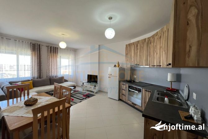Shtepi ne shitje Apartament ne Tirane, 1+1, Mobilimi E mobiluar, Pagesa 97,000  Euro.