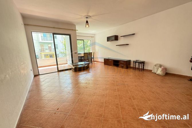 Shtepi ne shitje 2+1 ne Tirane - 120,000 Euro