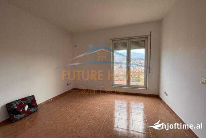 Shtepi ne shitje Apartament ne Tirane, 2+1, Mobilimi Bosh, pa mobiluar, Pagesa 170,000  Euro.