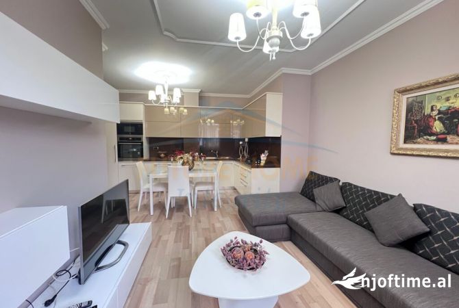 Shtepi me qera Apartament ne Tirane, 2+1, Mobilimi E mobiluar, Pagesa 650  Euro.