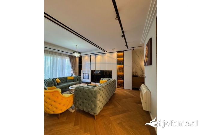 Shtepi me qera Apartament ne Tirane, 2+1, Mobilimi E mobiluar, Pagesa 1,999  Euro.
