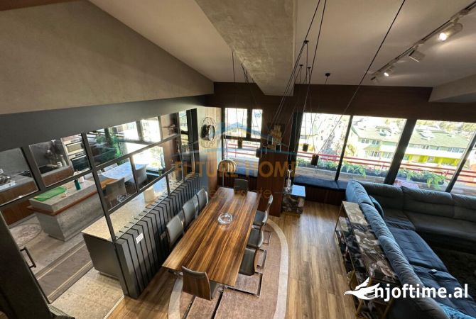 Penthouse (panoramic top floor) for rent in Tirana 4+1, Furnished