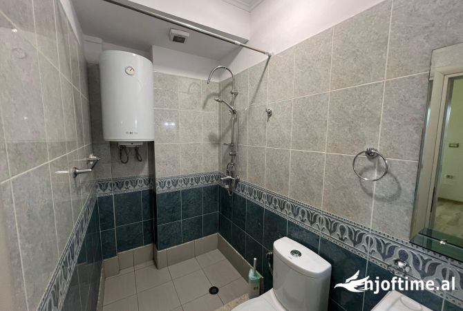 Shtepi me qera Apartament ne Tirane, 2+1, Mobilimi E mobiluar, Pagesa 600  Euro.