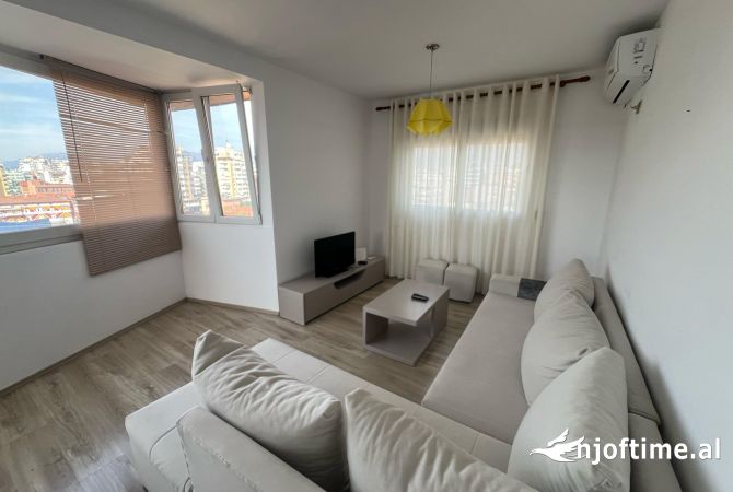 Shtepi me qera Apartament ne Tirane, 2+1, Mobilimi E mobiluar, Pagesa 600  Euro.