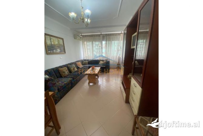 Shtepi ne shitje 1+1 ne Tirane - 160,000 Euro