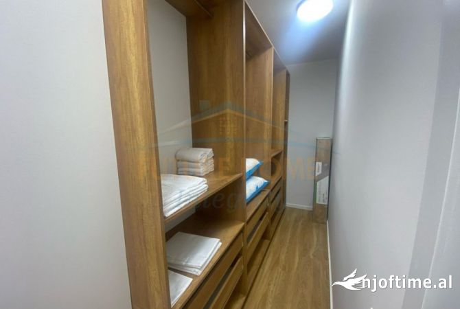 Shtepi me qera Apartament ne Tirane, 1+1, Mobilimi E mobiluar, Pagesa 500  Euro.