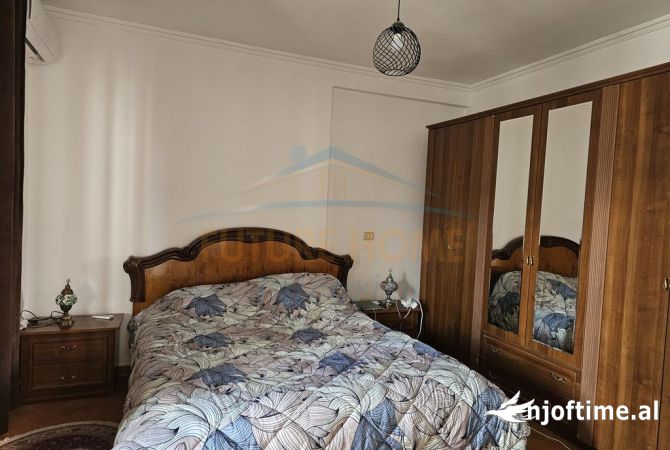 Shtepi me qera Apartament ne Tirane, 2+1, Mobilimi E mobiluar, Pagesa 650  Euro.