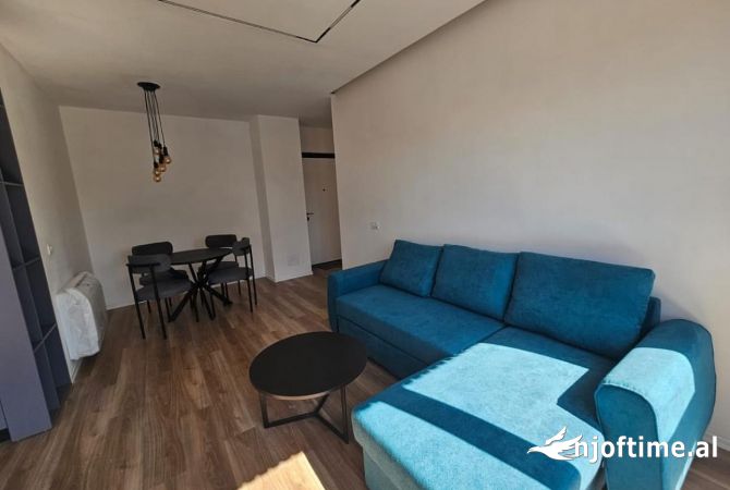 Shtepi me qera 2+1 ne Tirane - 750 Euro