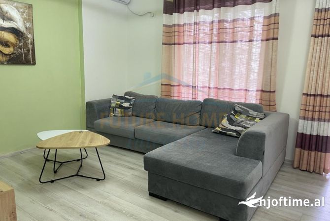 Shtepi me qera 2+1 ne Tirane - 650 Euro