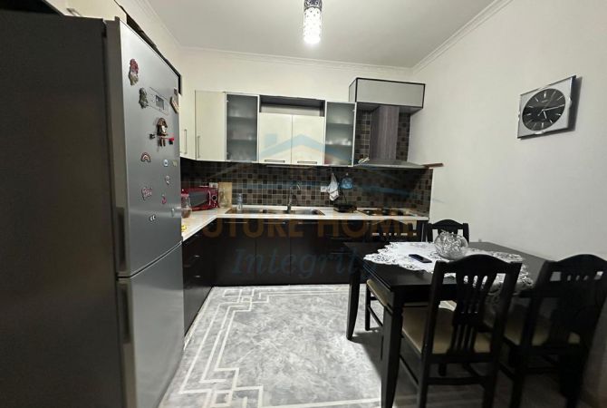 Shtepi ne shitje 3+1 ne Tirane - 115,000 Euro