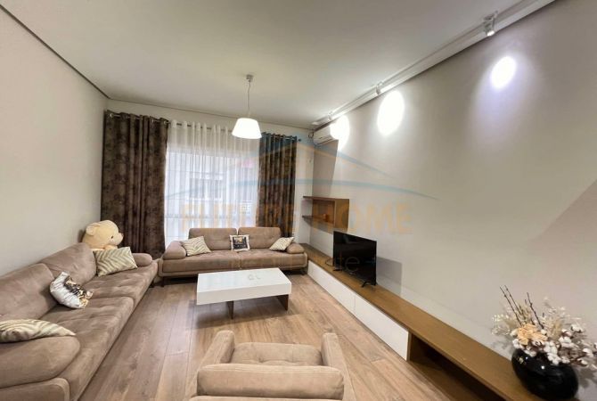 Shtepi ne shitje 1+1 ne Tirane - 159,000 Euro