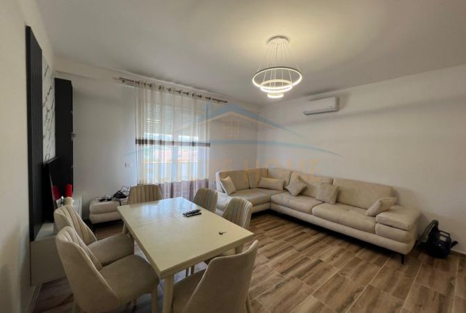 Shtepi ne shitje 1+1 ne Durres - 136,000 Euro