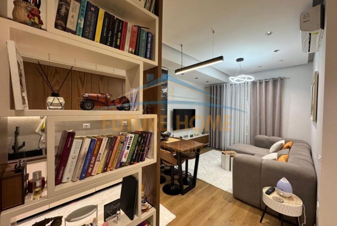 Shtepi ne shitje Apartament ne Tirane, 2+1, Mobilimi E mobiluar, Pagesa 155,000  Euro.