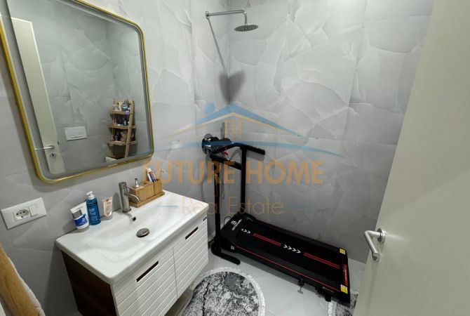 Shtepi ne shitje Apartament ne Tirane, 2+1, Mobilimi E mobiluar, Pagesa 155,000  Euro.