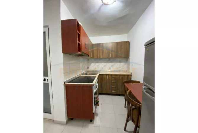 Shtepi me qera Garsoniere ne Tirane - 280 Euro