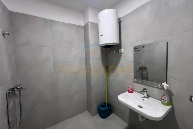 Shtepi me qera 2+1 ne Tirane - 500 Euro