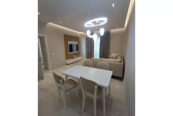Shtepi me qera 2+1 ne Tirane - 1,100 Euro