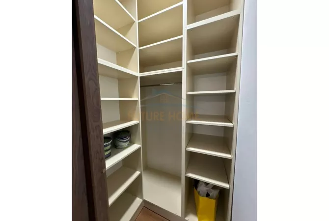 Shtepi me qera Apartament ne Tirane, 2+1, Mobilimi E mobiluar, Pagesa 85,000  Leke.