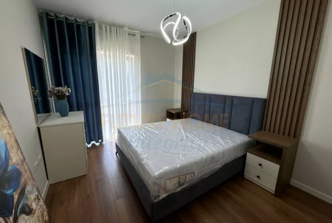 Shtepi me qera Apartament ne Tirane, 2+1, Mobilimi E mobiluar, Pagesa 85,000  Leke.
