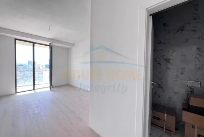 Shtepi ne shitje Apartament ne Tirane, 3+1, Mobilimi Bosh, pa mobiluar, Pagesa 334,400  Euro.