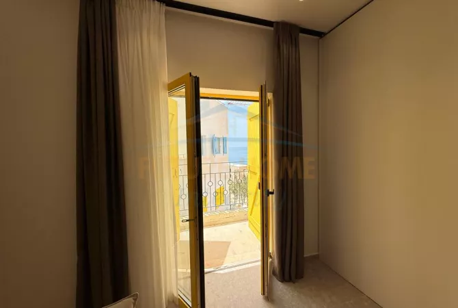 Casa in vendita 2+1 a Valona - 505,000 Euro