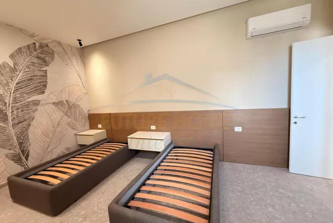 Shtepi ne shitje Apartament ne Vlore, 2+1, Mobilimi E mobiluar, Pagesa 505,000  Euro.