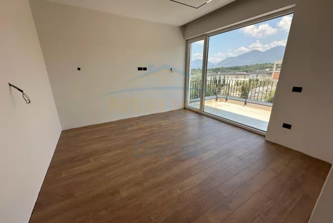Shtepi me qera 4+1 ne Tirane - 4,000 Euro