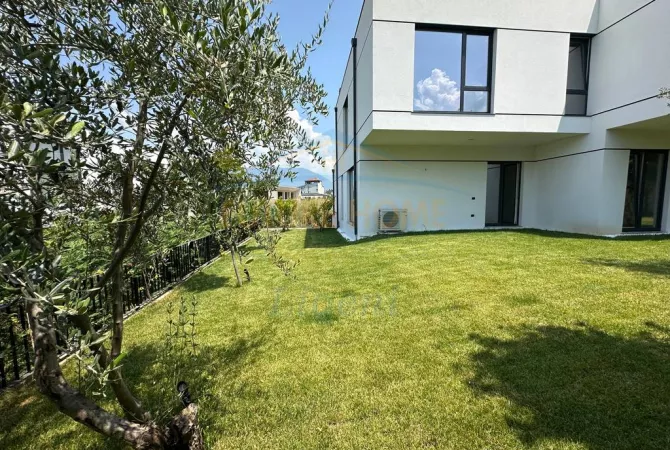 Luxury villas for rent in Tirana 4+1, Furnished