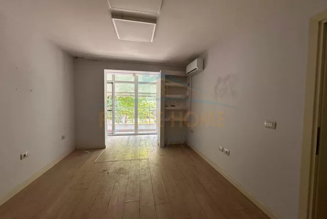 Shtepi ne shitje 2+1 ne Tirane - 178,000 Euro