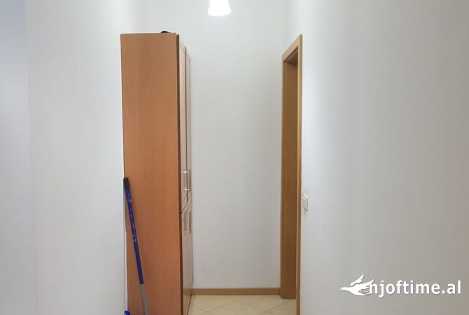 Shtepi me qera 2+1 ne Tirane - 600 Euro