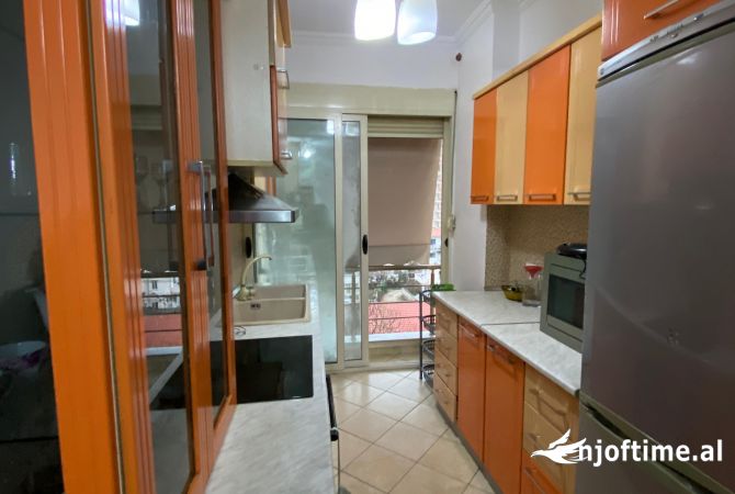 Shtepi me qera 3+1 ne Tirane - 450 Euro