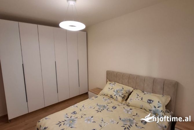 Shtepi me qera Apartament ne Tirane, 2+1, Mobilimi E mobiluar, Pagesa 600  Euro.