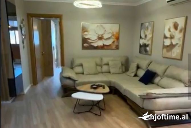 Shtepi ne shitje 2+1 ne Tirane - 230,000 Euro