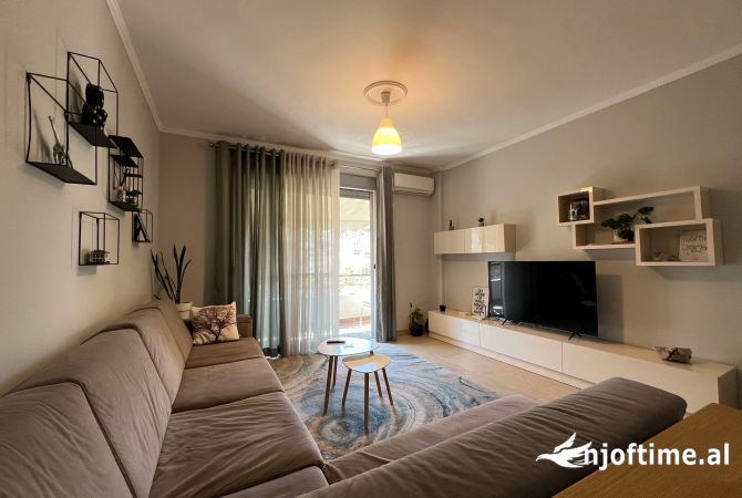 Shtepi ne shitje 2+1 ne Tirane - 215,000 Euro