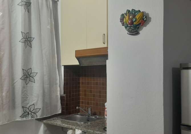Shtepi me qera Garsoniere ne Tirane - 25,000 Leke