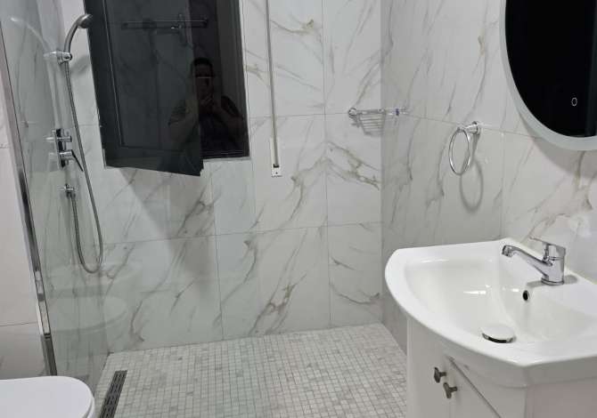 Shtepi me qera 1+1 ne Tirane - 450 Euro