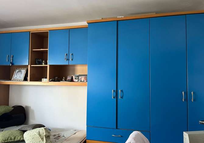 Shtepi me qera 2+1 ne Tirane - 300 Euro