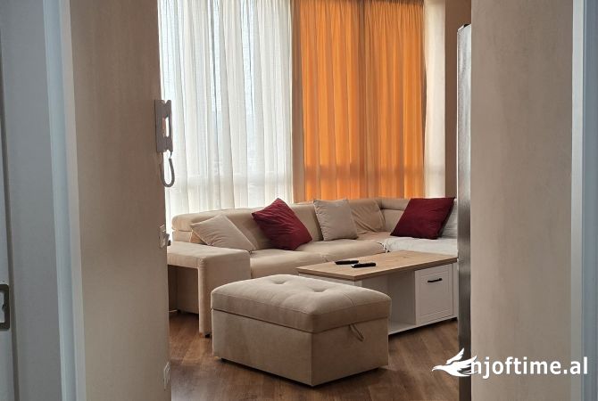 Shtepi me qera 1+1 ne Tirane - 450 Euro
