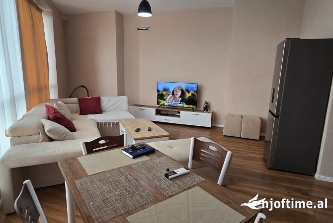 Shtepi me qera 1+1 ne Tirane - 450 Euro