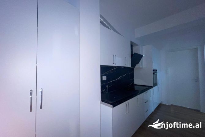 Shtepi me qera 2+1 ne Tirane - 450 Euro